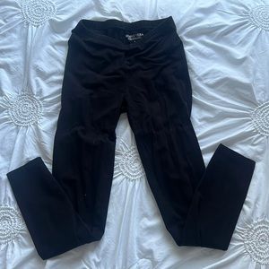 Black leggings